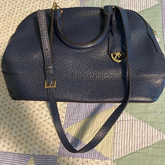 Michael Kors Bag Navy Blue - Picture 2 of 13